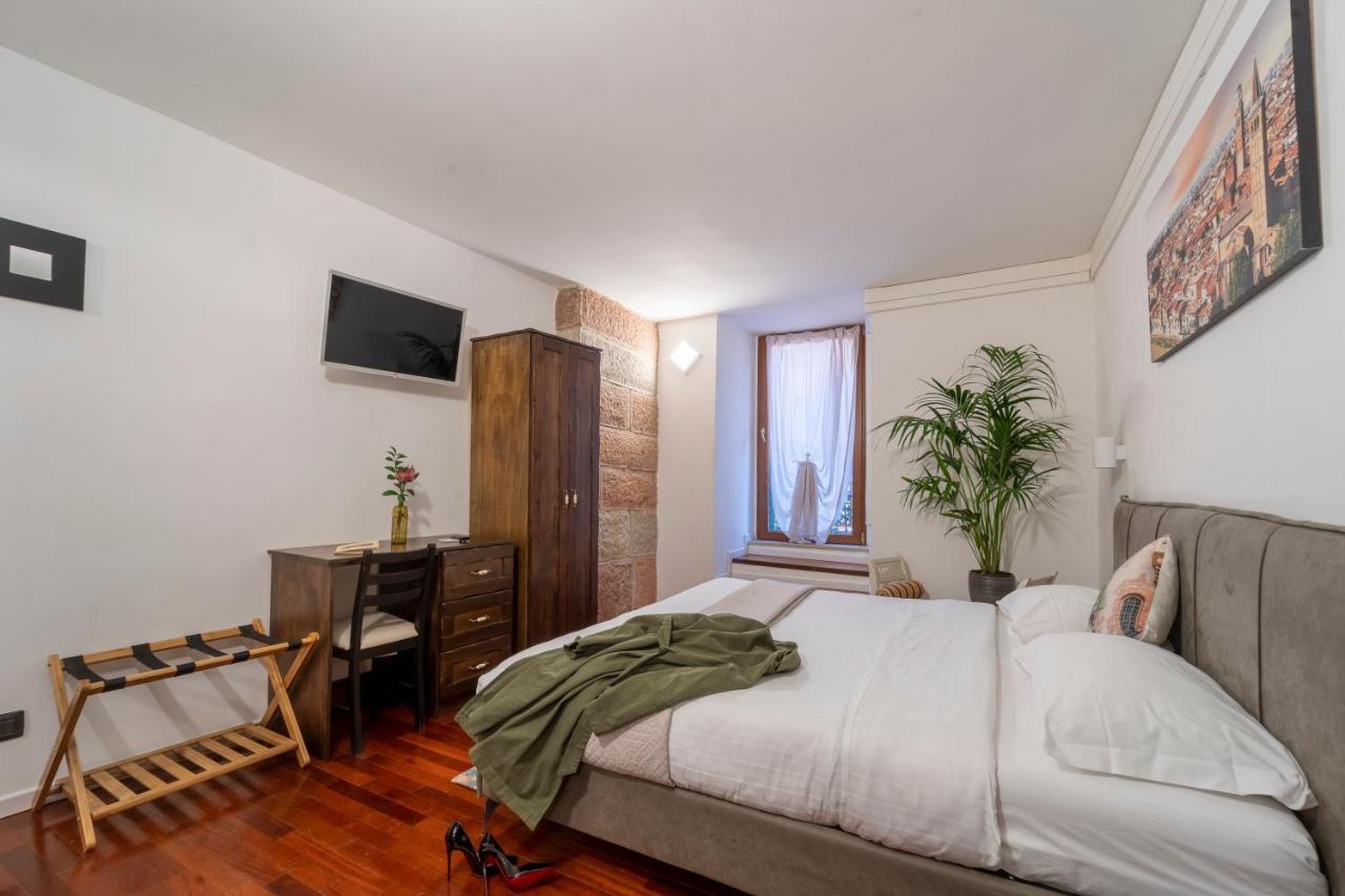 Hotel Aurelia Luxury - Piazza Delle Erbe Werona Zewnętrze zdjęcie